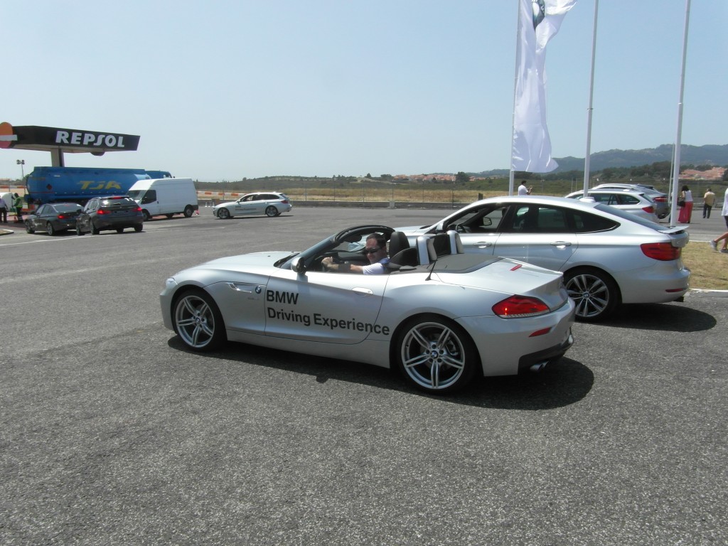 Бмв experience driving