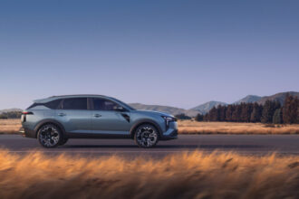 Novo Dacia Striker